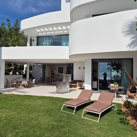 Marbella Luxury Groung Floor & Apartment *